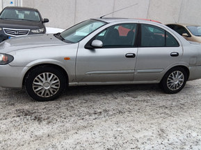 Nissan Almera