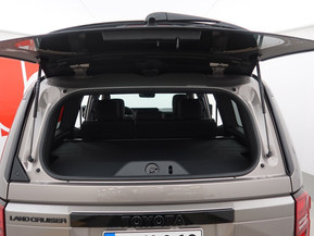 TruckMasters Land Cruiser