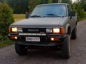 Nissan Pickup