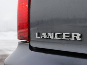 Mitsubishi Lancer