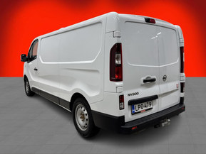 Nissan NV300