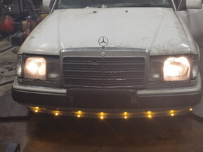 Mercedes-Benz 124