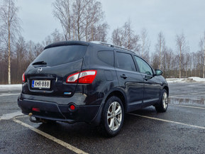Nissan Qashqai+2
