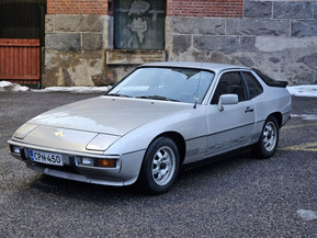 Porsche 924