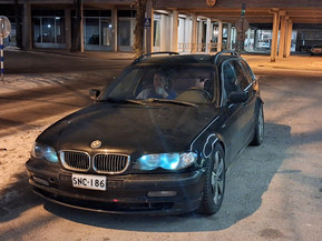 BMW 330