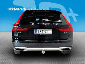 Volvo V90 Cross Country