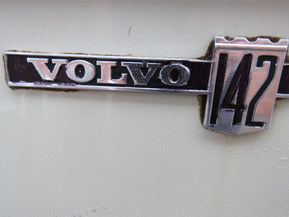 Volvo 142