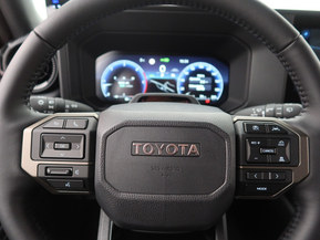 TruckMasters Land Cruiser