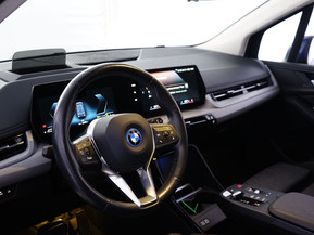 BMW 225