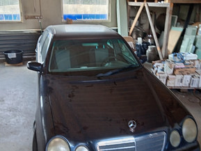 Mercedes-Benz E 200