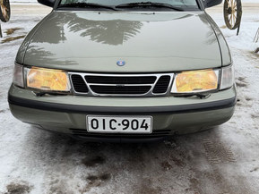 Saab 900