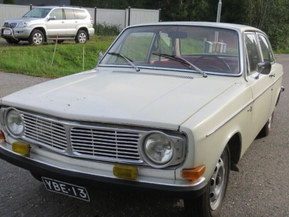 Volvo 142