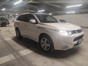 Mitsubishi Outlander PHEV