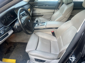 BMW 730