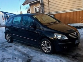 Mercedes-Benz B