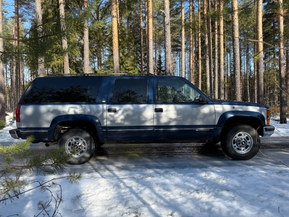 Chevrolet Suburban