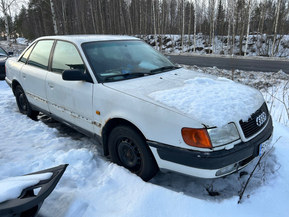 Audi 100