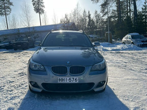 BMW 525