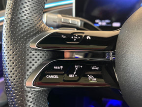 Mercedes-Benz EQS SUV