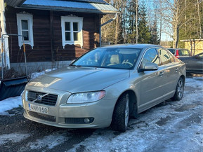 Volvo S80
