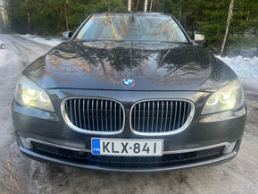 BMW 730