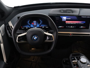 BMW iX M60