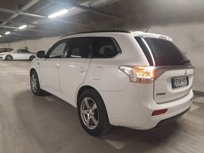 Mitsubishi Outlander PHEV