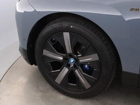 BMW iX M60