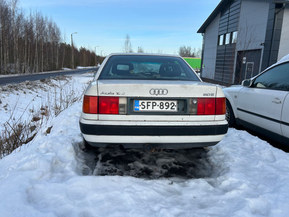 Audi 100