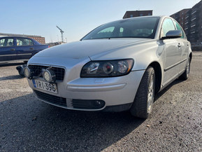 Volvo S40