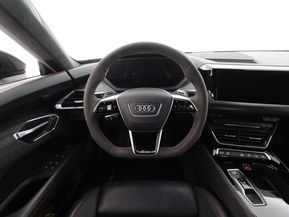 Audi e-tron GT RS