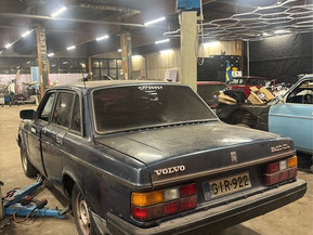 Volvo 240