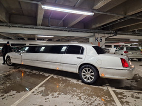 Lincoln Town Car