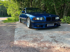 BMW 325
