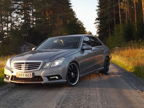 Mercedes-Benz E