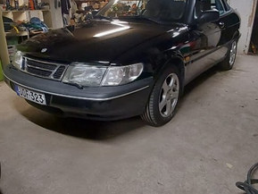 Saab 900