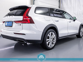 Volvo V60 Cross Country