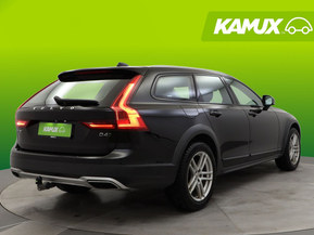 Volvo V90 Cross Country