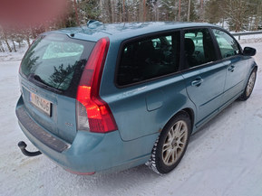 Volvo V50