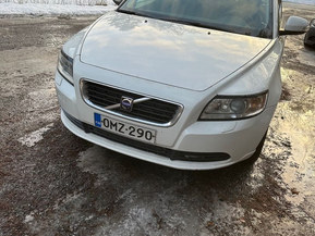 Volvo S40