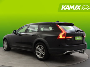 Volvo V90 Cross Country