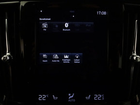 Volvo V90 Cross Country