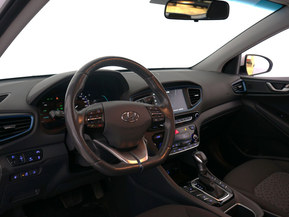 Hyundai Ioniq Plug-In