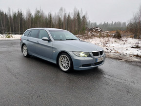 BMW 325