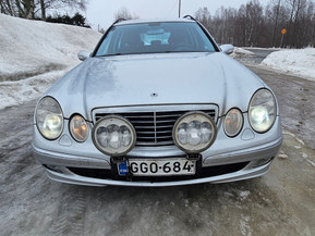 Mercedes-Benz E 320