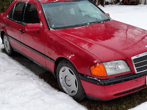 Mercedes-Benz C 180