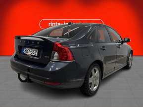 Volvo S40