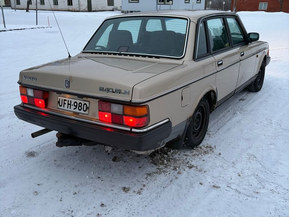 Volvo 240