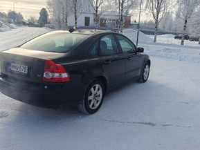 Volvo S40