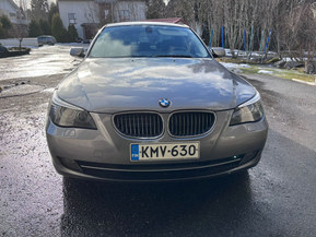 BMW 523